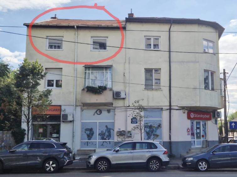 Apartament cu 3 camere semidecomandat în Domenii