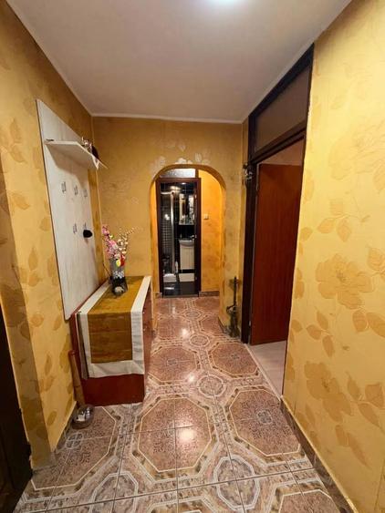 Apartament 4 camere, 2 grupuri sanitare, zona Crângași, 6 minute de metrou - 8