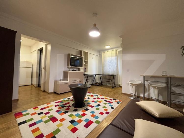 Apartament cu 2 camere semidecomandat, mobilat în Tătărași — fotografia 1