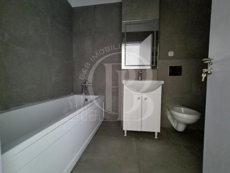 Apartament cu 2 camere semidecomandat în Titan