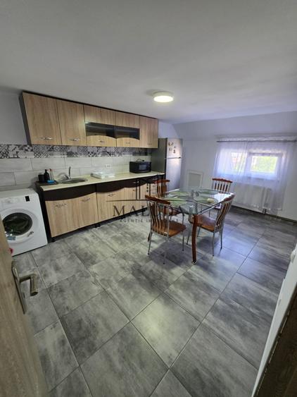 Apartament cu 3 camere decomandat, mobilat în Găvana 3
