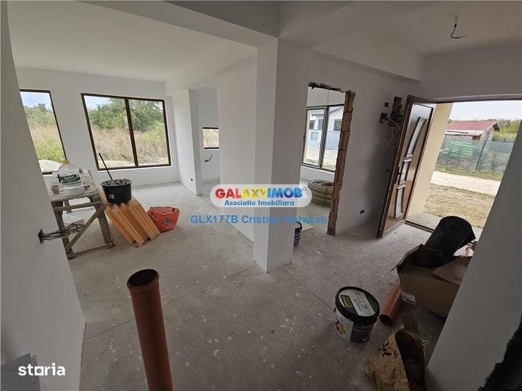 Casă cu 4 camere în Gulia