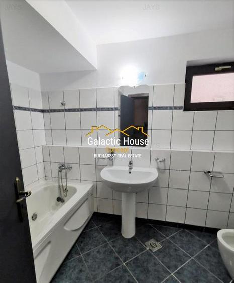 Casă individuală cu 7 camere cu Teren 460 Mp în Băneasa