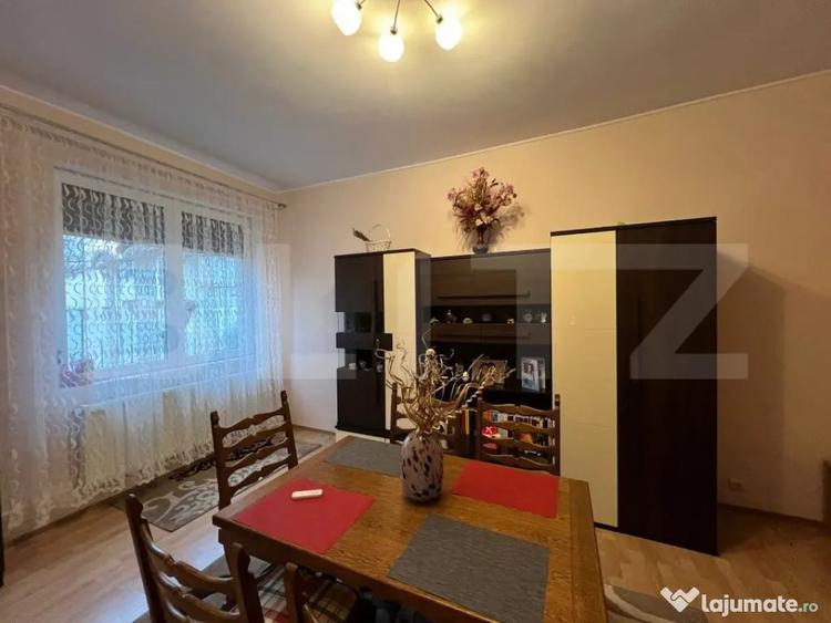 Casă cu 6 camere cu Teren 345 Mp în Titulescu