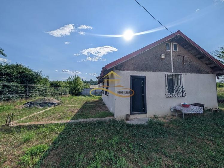 Casă individuală cu 3 camere cu Canalizare în Republicii