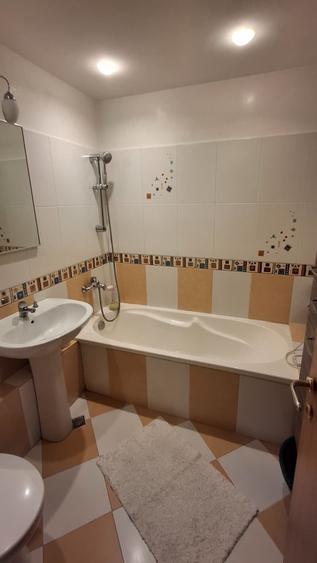 Apartament cu 2 camere semidecomandat în Mihai Bravu