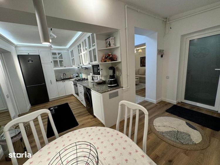 Casă cu 4 camere cu Teren 250 Mp în Merghindeal
