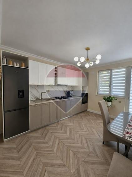 Casă individuală cu 3 camere cu Teren 355 Mp în Central
