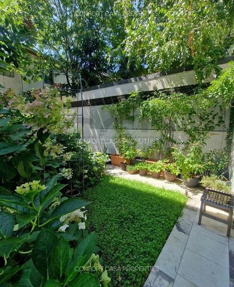 Apartament cu 3 camere în Victoriei