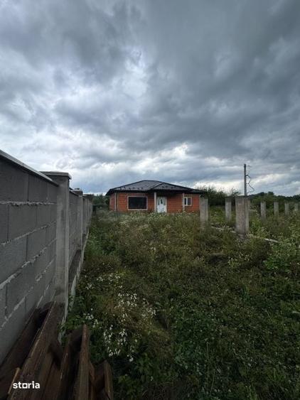 Casă cu 3 camere cu Teren 564 Mp în Săcălășeni