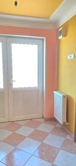 Casă individuală cu 5 camere cu Canalizare în Nord