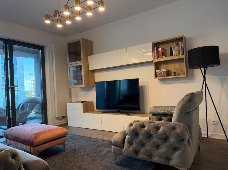 Apartament cu 2 camere decomandat în Aviației