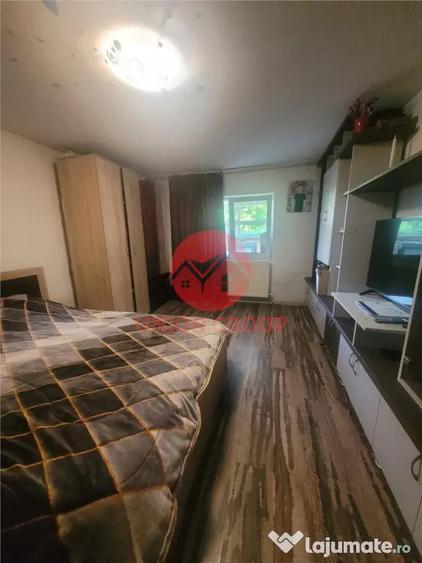 Casă cu 4 camere cu Teren 600 Mp în Lazu