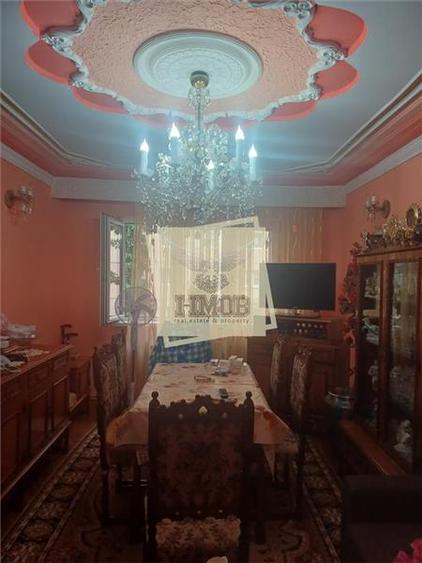 Apartament cu 4 camere decomandat în Vasile Aaron