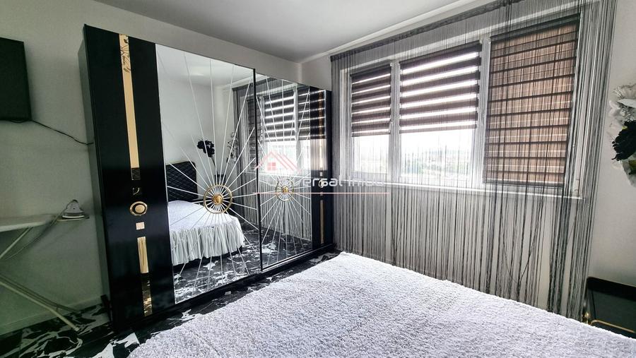Apartament cu 3 camere semidecomandat în Florești — fotografia 2