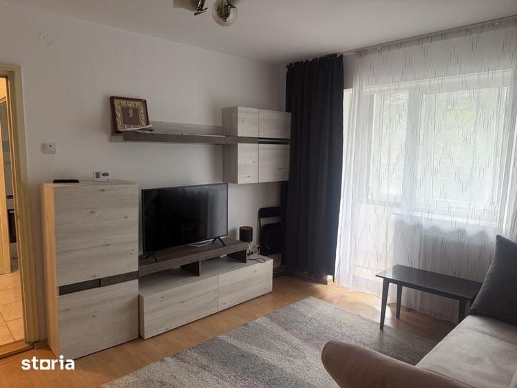 Inchiriez apartament zona Garii - 2