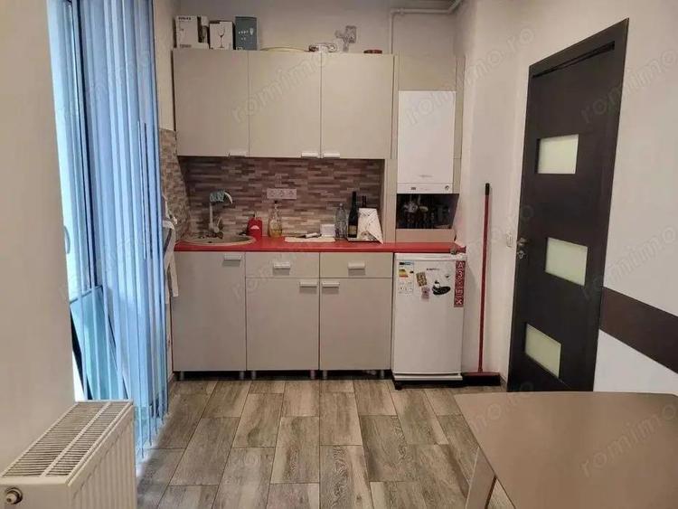 Apartament cu 3 camere decomandat în Tudor
