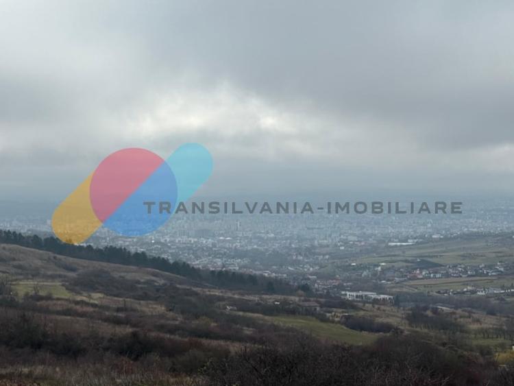 Teren Construcții extravilan de 1000 mp, în Iris