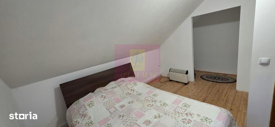 Casă cu 5 camere cu Teren 993 Mp în Adunați
