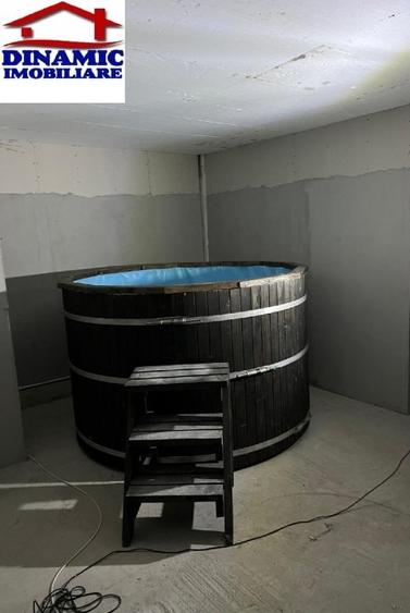 Spațiu comercial, de 260 mp, în Central