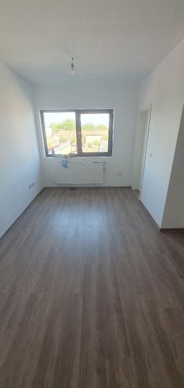 Spațiu comercial, de 144 mp, în Ghiroda