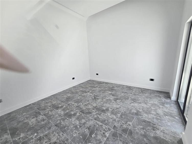 Spațiu comercial, de 190 mp, în Ultracentral