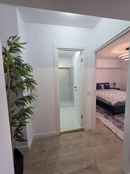 Apartament cu 2 camere decomandat în Vatra Luminoasă
