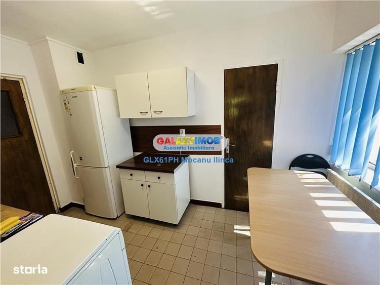 Apartament cu 3 camere decomandat în Bughea de Sus
