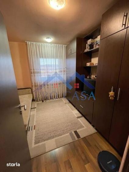 Apartament cu 2 camere, mobilat în Cetate