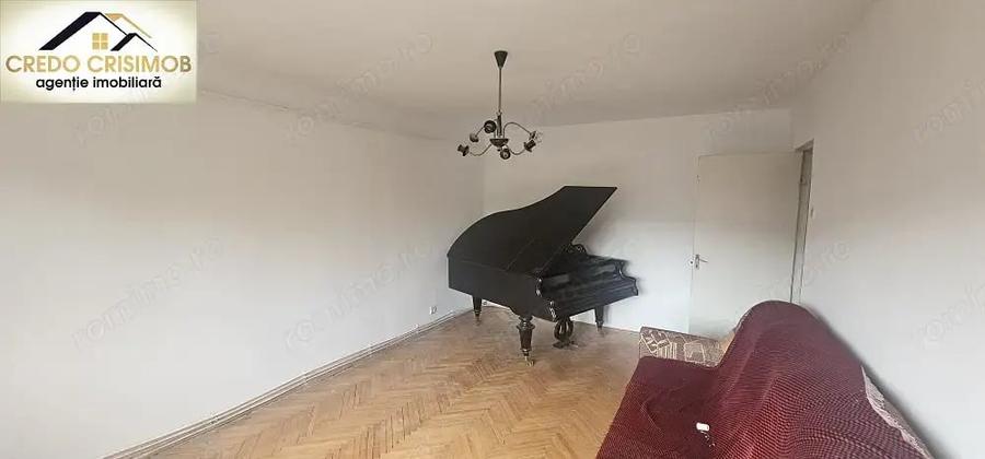 Apartament cu 3 camere decomandat în Luncă