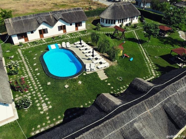 Casă cu 10 camere cu Teren 2433 Mp în Murighiol