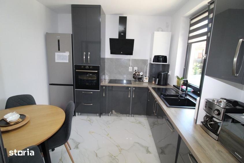 Casă cu 3 camere cu Teren 198 Mp în Central