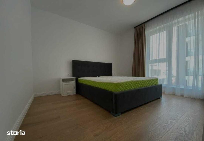 Apartament cu 3 camere în Central — fotografia 3