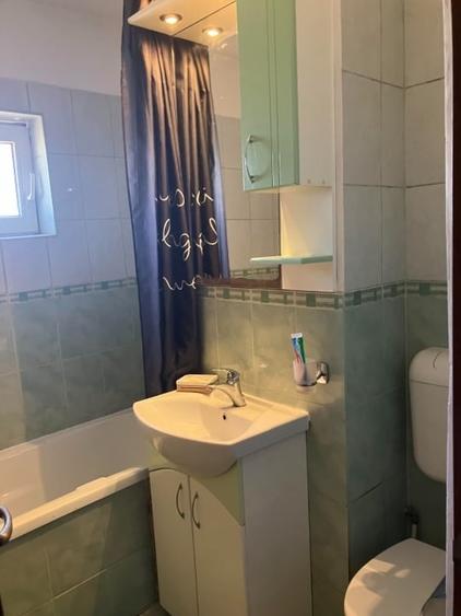 Apartament cu 2 camere decomandat, mobilat în Bucovina