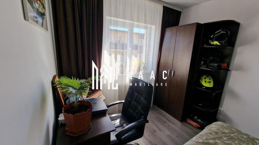 Apartament cu 3 camere decomandat, mobilat în Turnișor
