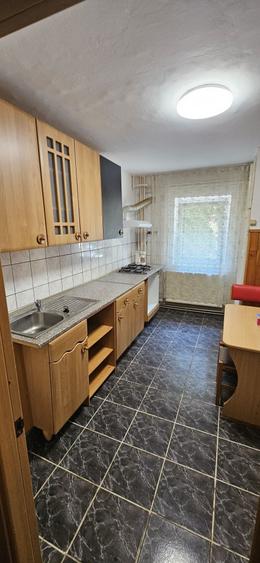Apartament cu 3 camere în Soceni