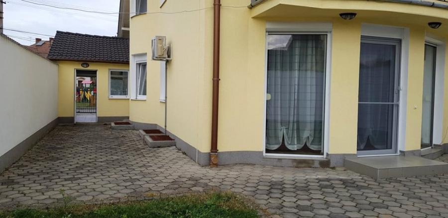 Casă cu 6 camere cu Teren 329 Mp în Trei Stejari
