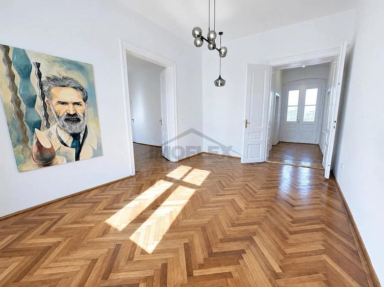 Apartament cu 3 camere în Bălcescu
