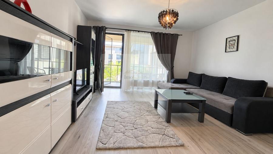 Apartament cu 2 camere semidecomandat, mobilat în Între Lacuri