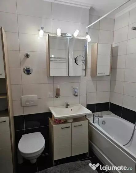 Apartament cu 3 camere decomandat în Avantgarden