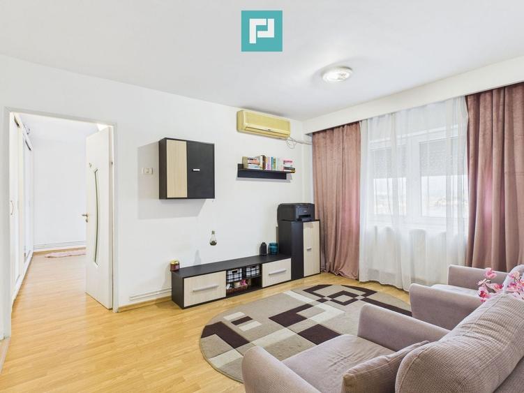 Apartament cu 4 camere decomandat, mobilat în Confecții