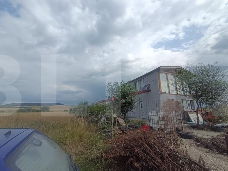 Casă cu 2 camere cu Teren 450 Mp în Dobolii de Jos