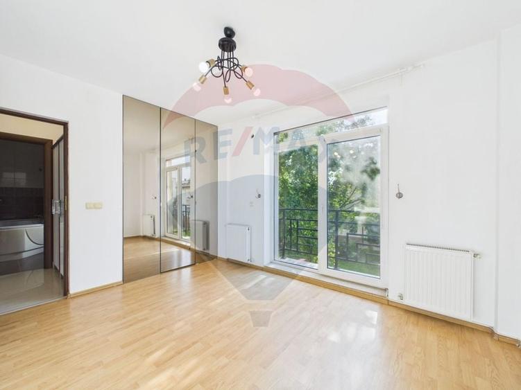 Apartament cu 2 camere decomandat, mobilat în Pipera