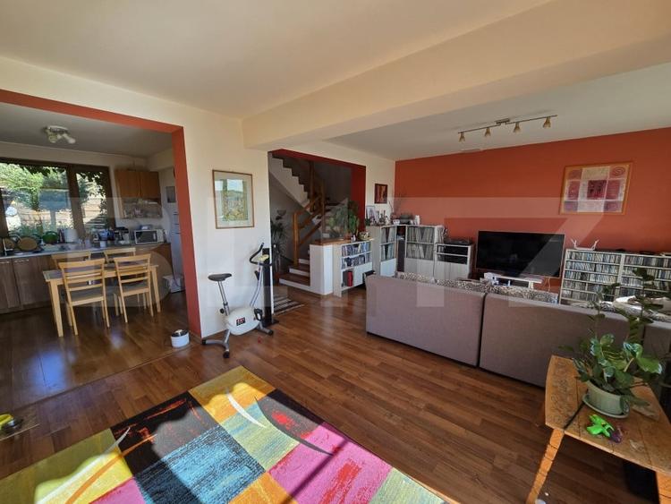 Duplex cu 6 camere cu Canalizare în Baciu