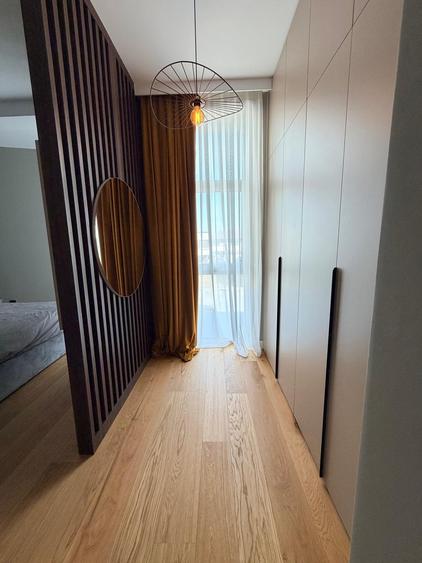 Casă cu 4 camere cu Canalizare în Vest