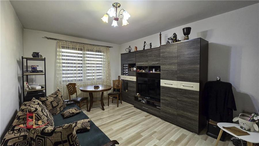 Apartament 3 camere si 2 bai, str. Livezeni , Tudor, 67 mp ,  bloc izolat - 2