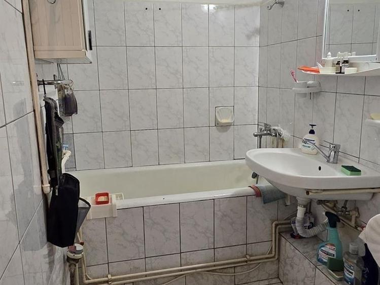 Apartament cu 2 camere semidecomandat în Bucureștii Noi