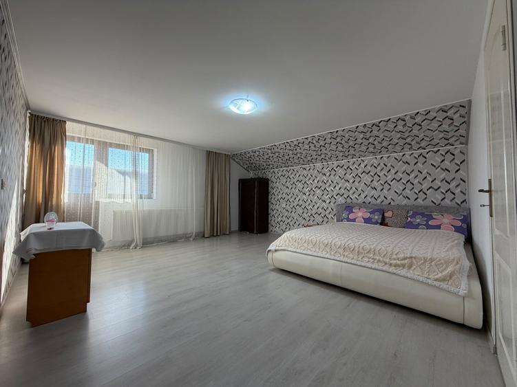 Casă individuală cu 3 camere cu Garaj în Dudeștii Noi