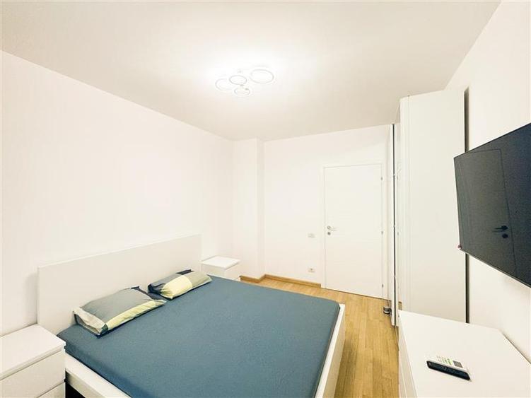 Apartament cu 3 camere semidecomandat, mobilat în Herăstrău
