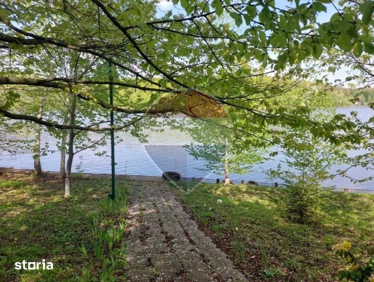 Casă cu 4 camere cu Teren 2100 Mp în Dămăroaia